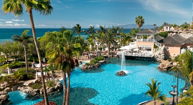 Hotel Bahia Del Duque 5*